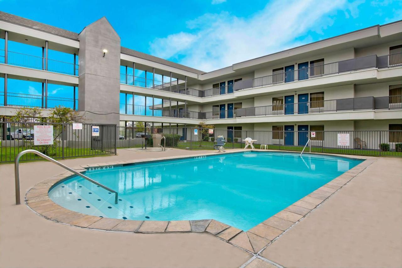 Studio 6-San Antonio, Tx - Airport Экстерьер фото