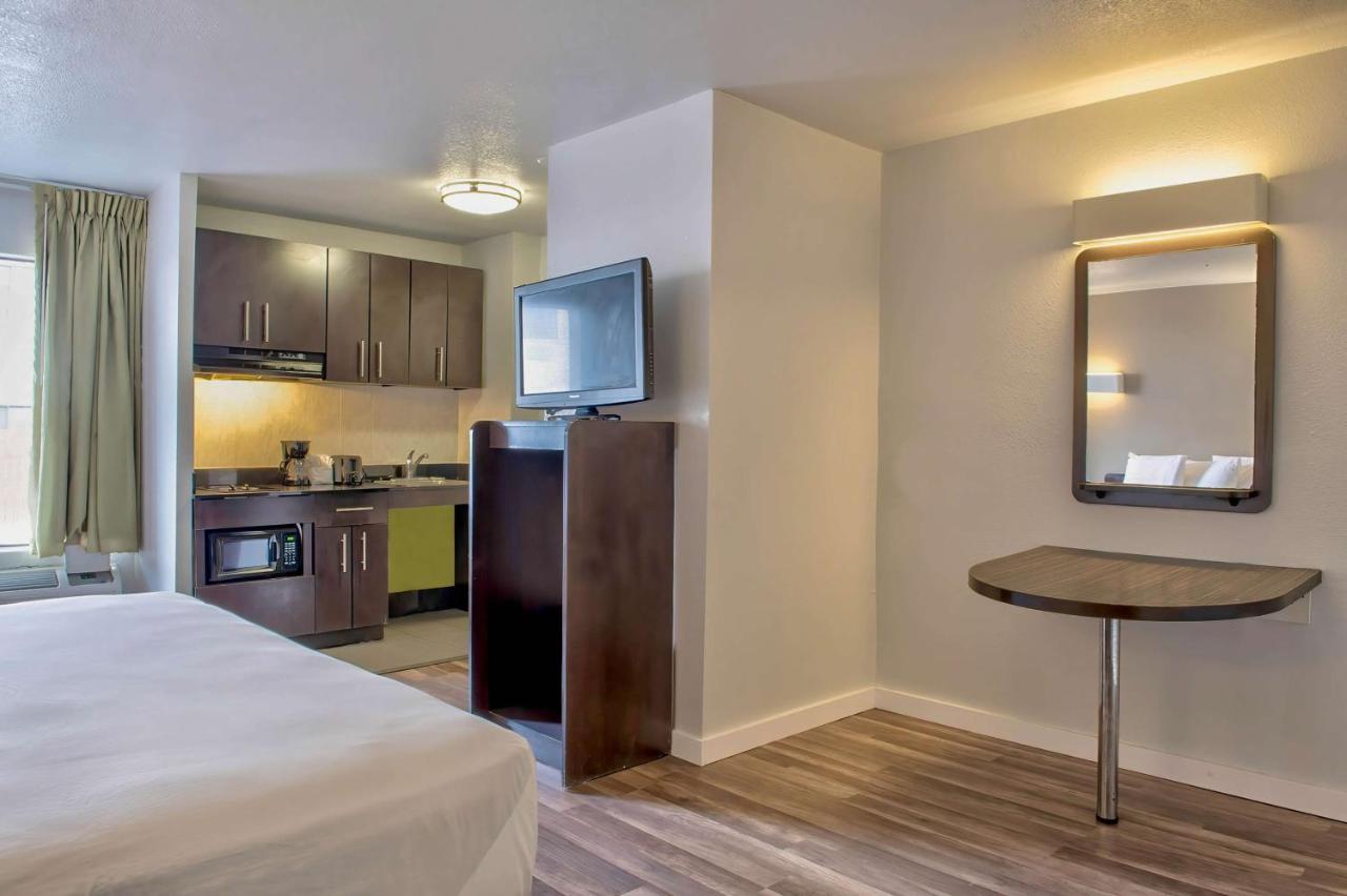 Studio 6-San Antonio, Tx - Airport Экстерьер фото